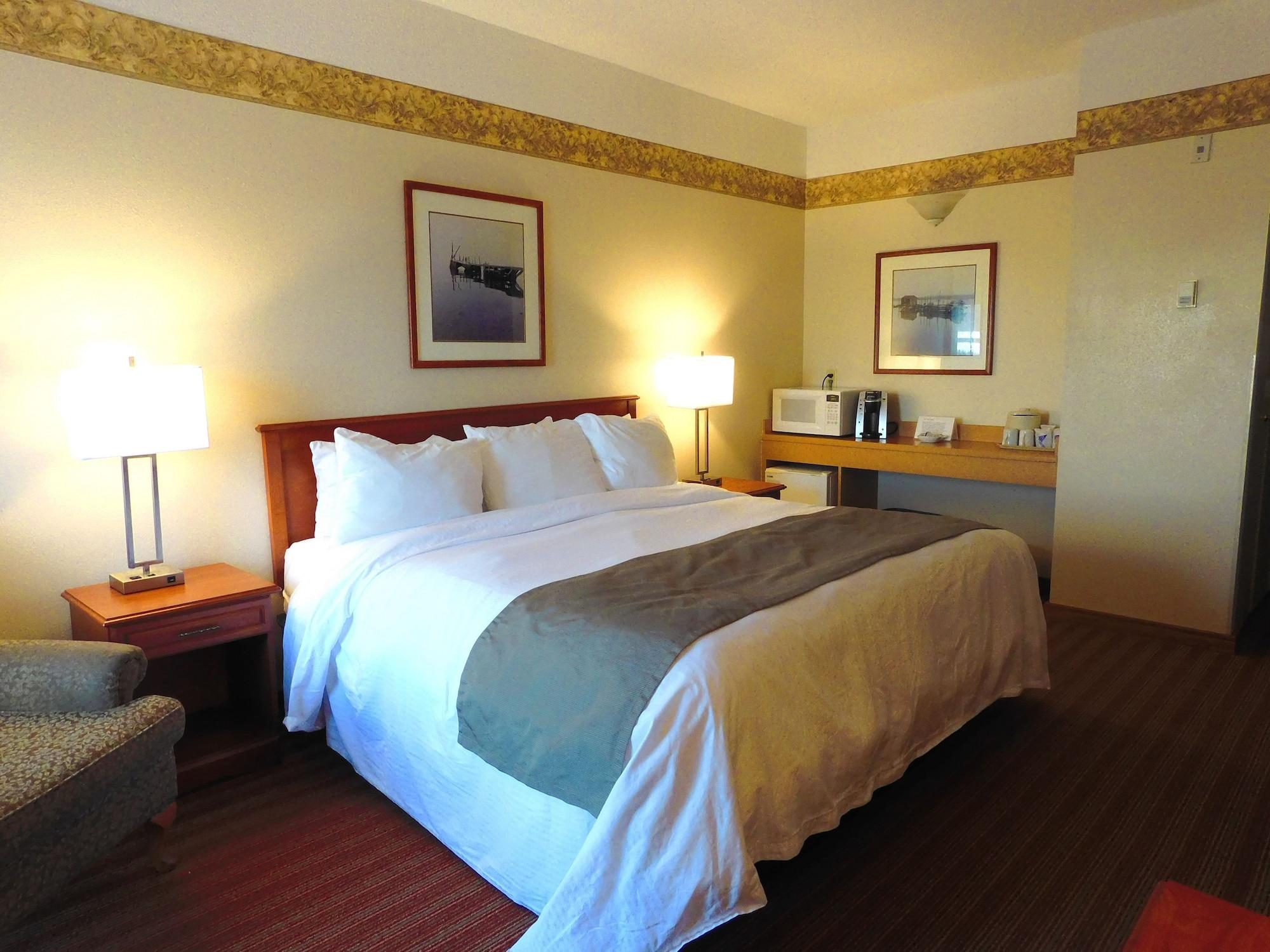 Hotel Coastal Halifax - Bayers