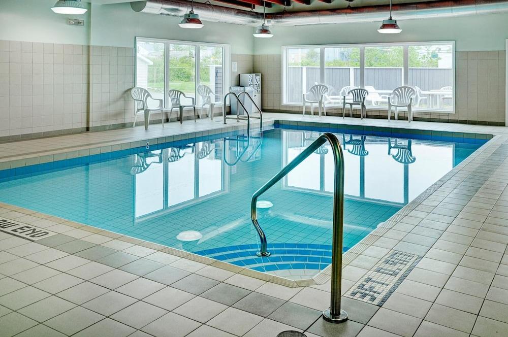 Coastal Halifax - Bayers Hotel 3*