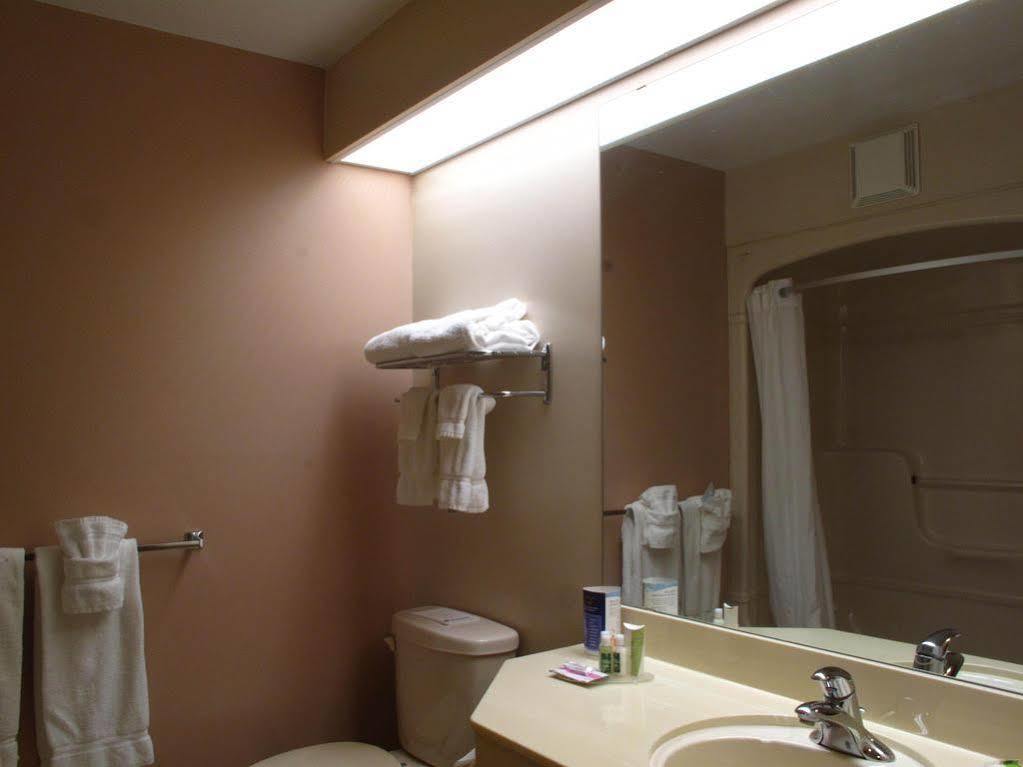 Hotel Coastal Halifax - Bayers 3*